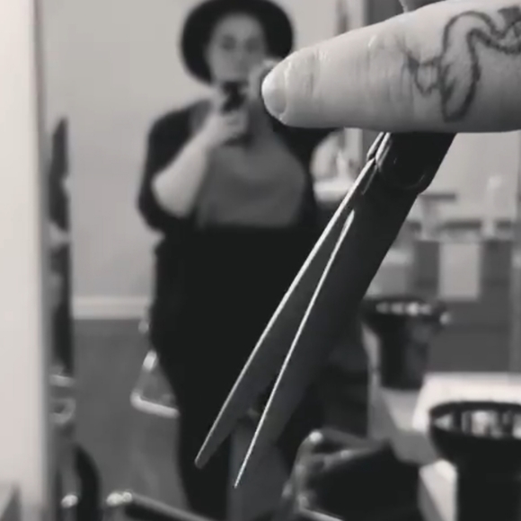 Meet your Posher, Gabriella - Picture 4 of 5